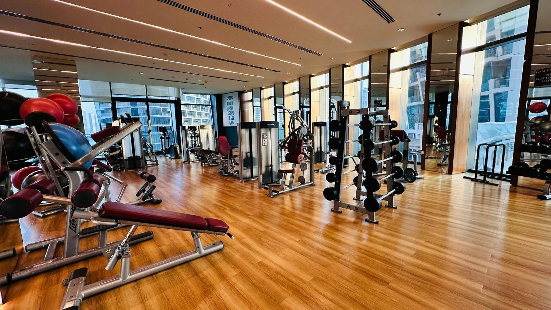 Dubai Mall Direct Access Apartment - Burj Vista 0*,  Birleşik Arap Emirlikleri